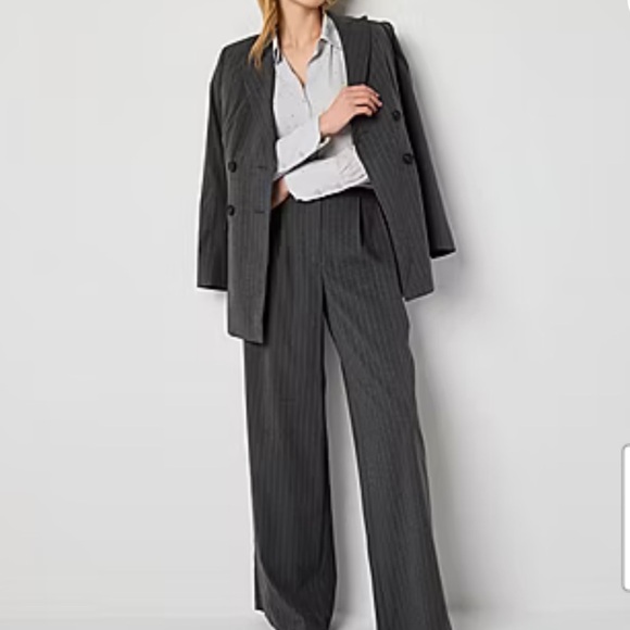 Worthington Womens Long Sleeve Rhinestones Button-Down Shirt - Picture 2 of 5